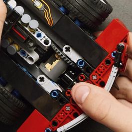 LEGO Ferrari FXX K Set de Construcción para Adultos - Maqueta de Coche Deportivo 1:13 con Motor V12 y Puertas de Mariposa, para Mayores de 10 Años (42143)