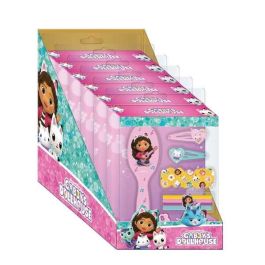 Cerdá Set de Accesorios de Belleza Infantil Casa de Gabby, 8 Piezas para Niñas +3 Años, Color Rosa Cerdá Set de Accesorios de Belleza Infantil Casa de Gabby, 8 Piezas para Niñas +3 Años, Color Rosa