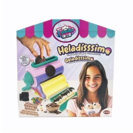 Juego heladississimo personaliza helados. incluye tarrina, cuchara y libro de recetas Precio: 29.49999965. SKU: B1F9ZAGHK5