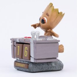 ERIK Calendario Perpetuo 3D Groot Death Button Guardianes de la Galaxia Marvel de Resina Pintado a Mano 11,5x9,9x13,5cm