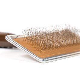 Gloria Carda Mediana Con Bolitas Protectoras Para Pelo Y Piel