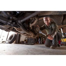 Stanley Fatmax Set de Enchufes y Vasos ¼'' + ½'' - Set 81 Piezas con Carraca 120 Dientes y Accesorios en Caja Resistente