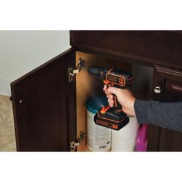 BLACK+DECKER BDCDC18BAST-QW Taladro Inalámbrico Litio 18V - 2 Baterías 1.5Ah - 160 Accesorios - Maletín - Lámpara LED