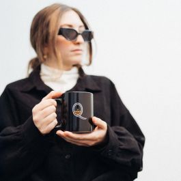 ERIK Taza Queen 350ml Cerámica Apta para Lavavajillas y Microondas