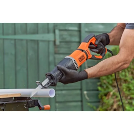 Black+Decker Sierra Alternativa BES301K-QS 750W con Estuche de Transporte