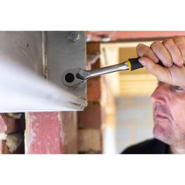 Stanley SET 81 PIEZAS de Vasos 1/4'' y 1/2'' FATMAX con Carraca de 120 Dientes, Extensiones y Puntas