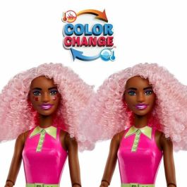Barbie HTJ20 Pop Reveal Bubble Tea Series Muñeca perfumada articulada. Incluye slem, cubos con accesorios, 2 cambios color y animal.