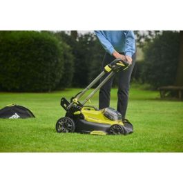 Cortacésped de empuje 18V - RYOBI - Corte Ø 40 cm - Recogida y mulching - 1 batería 18V 5 Ah + 1 cargador Cortacésped de empuje 18V - RYOBI - Corte Ø 40 cm - Recogida y mulching - 1 batería 18V 5 Ah + 1 cargador