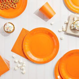 Set de 10 platos de cartón naranja Algon 20 cm (36 Cajas) Set de 10 platos de cartón naranja Algon 20 cm (36 Cajas)