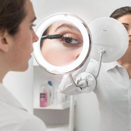 Espejo de Aumento LED con Brazo Flexible y Ventosa Mizoom InnovaGoods Precio: 14.69000016. SKU: V0101221