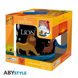 ABYstyle Taza Termica Oficial Disney El Rey Leon, Simba Timon Pumbaa, 460ml, Ceramica, Efecto Magico Cambio de Color con Calor