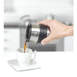 Kiwi Cafetera Personal con Taza para Llevar 420 cc, Ideal para Viajes y Oficina, 20 cm Ancho x 26 cm Alto x 15 cm Largo