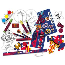 CYP BRANDS Calendario de Adviento FC Barcelona Sorpresas: Pegatinas, Sellos, Brazalete, Puzzle o Pinturas para Afición Culé