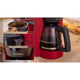 Cafetera de filtro - BOSCH - TKA2M114 MyMoment - Roja - Capacidad 1,25L - Jarra de cristal - Sistema antigoteo Cafetera de filtro - BOSCH - TKA2M114 MyMoment - Roja - Capacidad 1,25L - Jarra de cristal - Sistema antigoteo