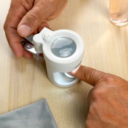 Pack Spa para Pies Plegable con Rodillos e Hidromasaje y Cortaúñas con Luz LED, Lupa y Lima InnovaGoods