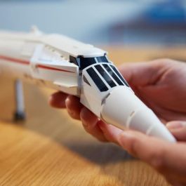 Lego AAAAN06836 Icons Concorde Kit de Construcción de Aviones para Adultos con Detalles Auténticos y 3 Modos