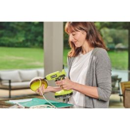 Ryobi RGLU18-0 Pistola de pegamento 18V con indicador de calentamiento y gatillo de velocidad variable, incluye 3 barras. Ryobi RGLU18-0 Pistola de pegamento 18V con indicador de calentamiento y gatillo de velocidad variable, incluye 3 barras.
