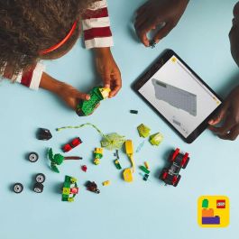 LEGO Spidey Juego de Construcción Duelo de Vehículos Dinosaurio de Spin y Electro para Niños y Niñas de 4+ años