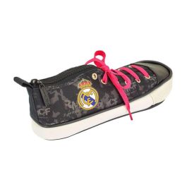 Estuche Real Madrid C.F. 811924830 Negro (24 x 8 x 8.5 cm)