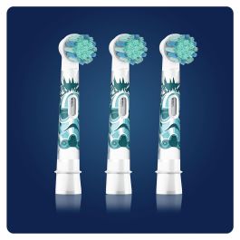 Oral-B Aufsteckbürsten / Cabezal para Cepillo de Dientes Eléctrico Infantil Star Wars - Pack de 3 Unidades - Diseñado para Niños - Alemán/Alemania