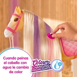 Famosa Nac49000 Nancy Muñeca Un Día Con Su Caballo, articulada, incluye cepillo mágico cambia color crin