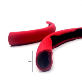 Occ Sport OCCFV0004 Funda de Volante Roja 2 Piezas Universal ABS Terciopelo para Diámetros 35-40cm Antideslizante, Protege y Mejora Agarre del Volante Occ Sport OCCFV0004 Funda de Volante Roja 2 Piezas Universal ABS Terciopelo para Diámetros 35-40cm Antideslizante, Protege y Mejora Agarre del Volante