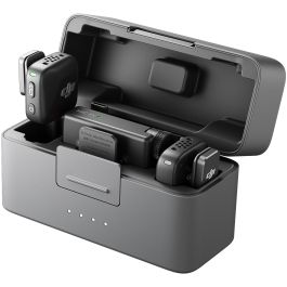 DJI Mic Mini (2TX+1RX+Charging Case) Micrófono Omnidireccional con Receptor de Cámara y 2 Transmisores, 400m de Alcance Precio: 183.68999957. SKU: B1AFHY6D5G