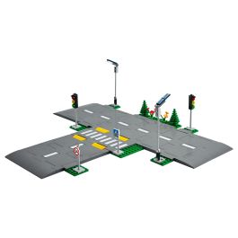 LEGO 60304 Intersección para montar, Juego de Construcción de Ciudades con Paneles y Carreteras para Montar