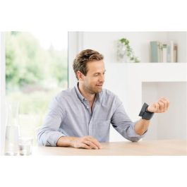 Beurer BC-27 Tensiómetro de Muñeca Automático con Pantalla LCD de Fácil Lectura