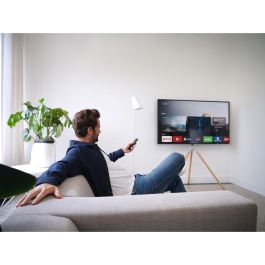 One for All TV Stand Ultraslim TURN 65 Tripod 360 WM7472 light