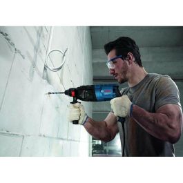 Bosch AAANK62365 Taladro percutor GBH 240 F 790 W con cable SDS-plus y accesorios incluidos