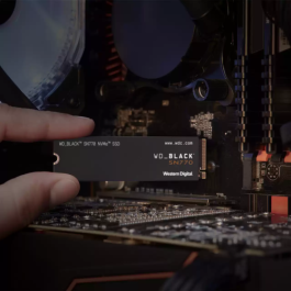 WD_BLACK SN770 Unidad Estado Sólido NVMe 2 TB M.2 PCIe Gen4 para Gaming PC y Portátil de Alto Rendimiento, 5150 MB/s Lectura WD_BLACK SN770 Unidad Estado Sólido NVMe 2 TB M.2 PCIe Gen4 para Gaming PC y Portátil de Alto Rendimiento, 5150 MB/s Lectura
