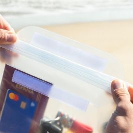 Innovagoods Riñoneras Impermeables Wannis V0103704 Set de 2 con Correa Ajustable Ideal para Playa y Piscina