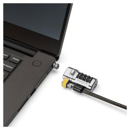 Kensington Candado Universal ClickSafe 3-en-1 para Portátiles, Cable 1.8m, Cerradura de Combinación, Acero al Carbono, Negro