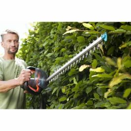 Gardena 9835-20 Cortasetos eléctrico PowerCut 700/65 de 700 W, potente para el asombroso recorte de setos.