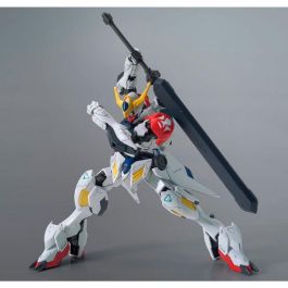 BANDAI HOBBY Maqueta Gundam Barbatos HGUC 1/144 Mobile Suit Gundam: Iron-Blooded Orphans