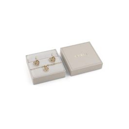 Conjunto Pulsera y Pendientes Guess JUBS03190JWYGS Precio: 132.49999972. SKU: B1FQT22T5A