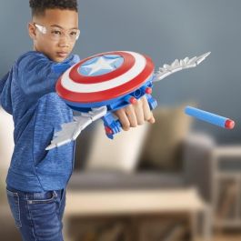 NERF F9302 Escudo Lanzadardos Capitán América con 3 Dardos y Alas Desplegables - Juguete Oficial Avengers +5 Años NERF F9302 Escudo Lanzadardos Capitán América con 3 Dardos y Alas Desplegables - Juguete Oficial Avengers +5 Años