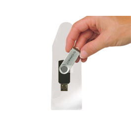 Q-connect Funda Autoadhesiva para Memorias USB 52,5x90mm Capacidad 10 Unidades