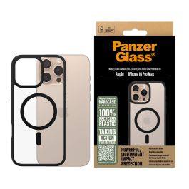 PanzerGlass HardCase Black MagSafe para iPhone 16 Pro Max
