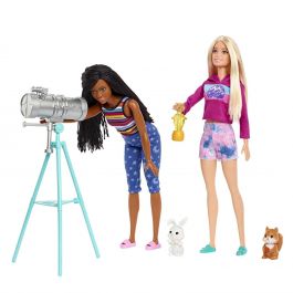Barbie Hgc18 Set Camping con Muñecas Malibu & Brooklyn Roberts, Tienda de Campaña y Accesorios. Incluye Sillas, Telescopio, Hoguera