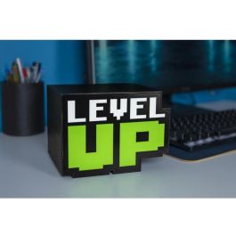 Paladone Lampara Level Up Light Con Sonido, Diseño Pixelado Juegos Retro, Portátil 12 cm