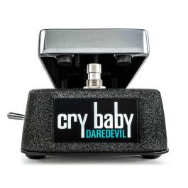 Dunlop Cry Baby Daredevil Fuzz Wah Pedal para Guitarra con Sonidos Agresivos y Expresivos Precio: 231.88999988. SKU: B18ANQMRD3