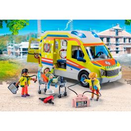 Playmobil 71202 Ambulancia City Life con Luz y Sonido, Puertas Abatibles, Camilla y Accesorios Médicos Detallados