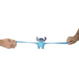 Bandai rojo Figura Elástica Stitch Disney 13 cm