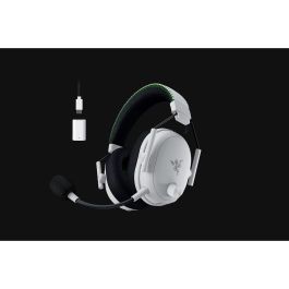 Razer Auriculares Inalámbricos y Alámbricos BlackShark V3 Pro para Xbox Blanco