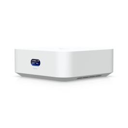 Ubiquiti UX7 Cloud Gateway con 2 puertos WAN, WiFi 7, 10 GbE, 2.3 Gbps IPS/IDS y procesador Quad-Core 1.5 GHz