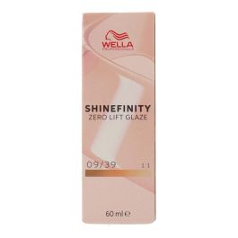 Wella Shinefinity 07/97 Rubio Cendré Brunette Demi-Permanente - Tono Ceniza Brillante 60ml Precio: 10.78999955. SKU: B12822SFAH
