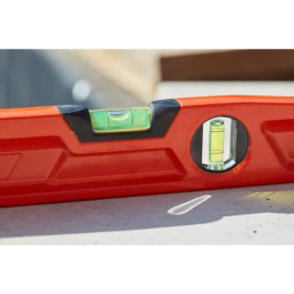 Stanley Nivel MLH Trapezoidal Fatmax 600mm Antichoque para Mediciones Precisas