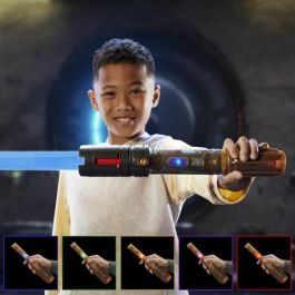 Hasbro HASF94995L0 Sable de Luz Electrónico Master Lightsaber Colors of the Force, hoja que cambia de color, 5 colores, para 6 años